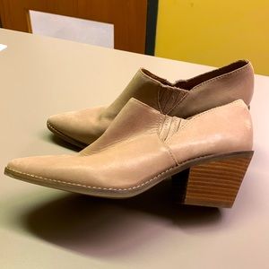 Lucky Brand nwot leather shoes